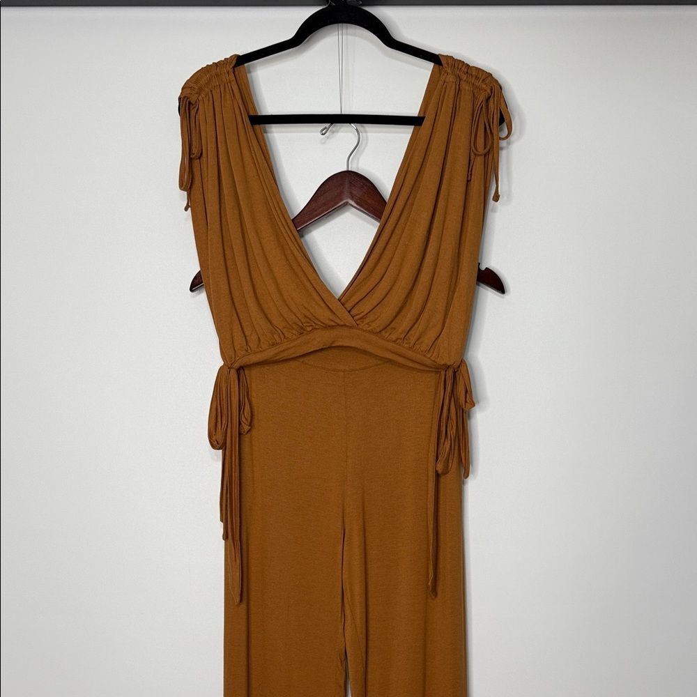 NASTY GAL Collection Matching Set Size 2 - Picture 2 of 11